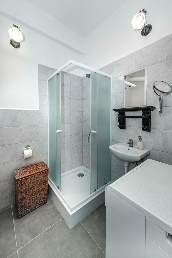 Friends Avenue Apartment Varsovie Extérieur photo